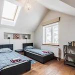 Airhome - Kuninga Apartament *