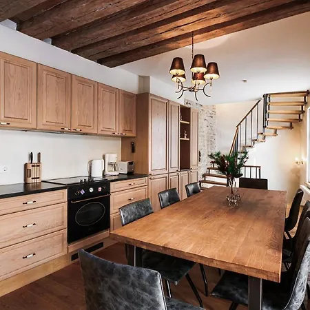 Airhome - Kuninga Διαμέρισμα