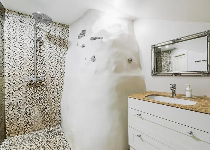 Airhome - Kuninga Appartement *